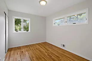 6937 Stillwater Blvd N, Oakdale, MN 55128 - Photo 10