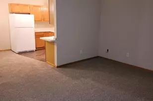 2403 Brenner Ct, Roseville, MN 55113 - Photo 10