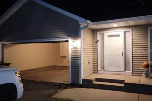 2403 Brenner Ct, Roseville, MN 55113 - Photo 2