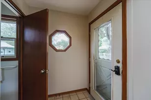 1263 Minnehaha Ave W, Saint Paul, MN 55104 - Photo 18