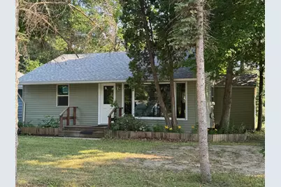 522 Main Street E, Hines, MN 56647 - Photo 2