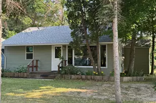 522 Main St E, Hines, MN 56647 - Photo 2