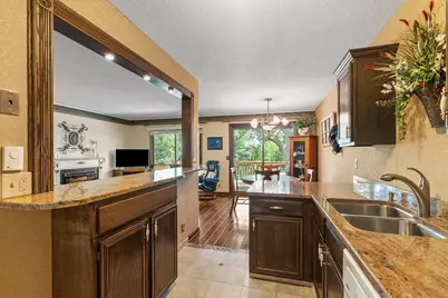 10717 Yukon Avenue S, Bloomington, MN 55438 - Photo 10
