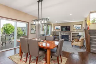 1113 Rosemary Ln, Chaska, MN 55318 - Photo 4
