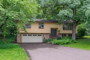 17015 13th Ave N, Plymouth, MN 55447 - Photo 1