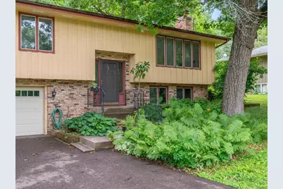 17015 13th Avenue N, Plymouth, MN 55447 - Photo 2