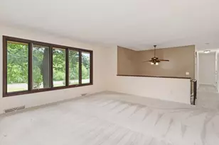 17015 13th Ave N, Plymouth, MN 55447 - Photo 4