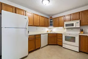 2110 Ridge Dr, Saint Louis Park, MN 55416 - Photo 6