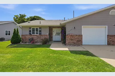 2706 9th Street SW, Willmar, MN 56201 - Photo 6