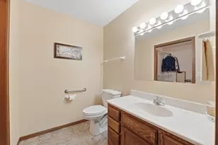 2706 9th St SW, Willmar, MN 56201 - Photo 28