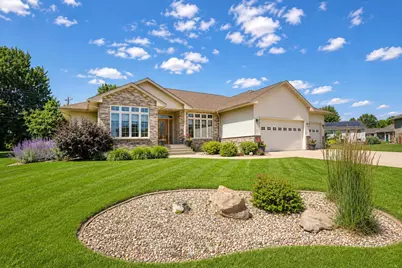 1507 18th Avenue SW, Austin, MN 55912 - Photo 1