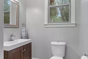 1225 6th St E, Saint Paul, MN 55106 - Photo 10