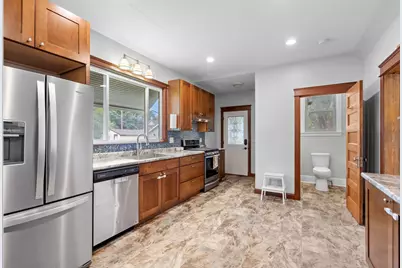 1225 6th Street E, Saint Paul, MN 55106 - Photo 6