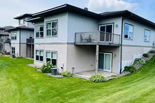 1246 Vernon Dr, Carver, MN 55315 - Photo 2