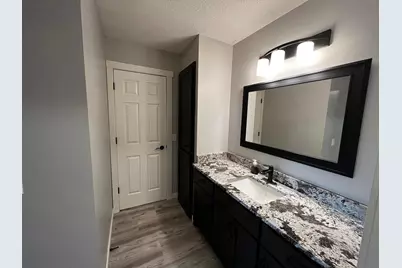 2817 Flag Avenue N, New Hope, MN 55427 - Photo 6