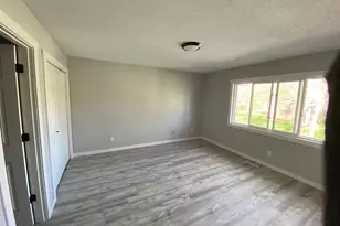 2817 Flag Ave N, New Hope, MN 55427 - Photo 8