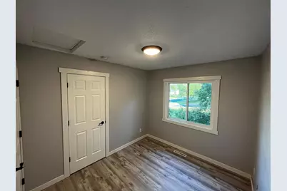 2817 Flag Avenue N, New Hope, MN 55427 - Photo 12