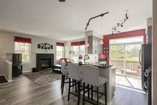 8960 Comstock Ln N, Maple Grove, MN 55311 - Photo 4