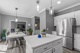 7117 Courtly Rd, Woodbury, MN 55125 - Photo 22