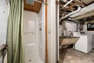 835 3rd St E, Saint Paul, MN 55106 - Photo 36