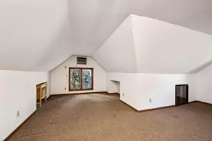 835 3rd St E, Saint Paul, MN 55106 - Photo 32