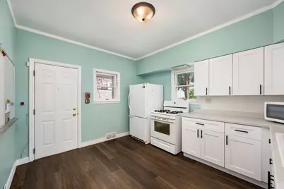 835 3rd Street E, Saint Paul, MN 55106 - Photo 18