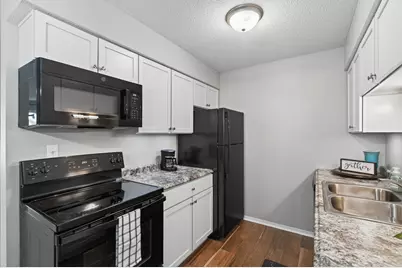 7412 W 22nd Street #104, Saint Louis Park, MN 55426 - Photo 4