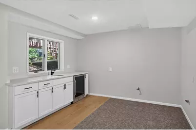 2709 Holloway Avenue E, North Saint Paul, MN 55109 - Photo 22