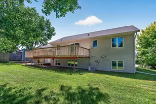 2709 Holloway Ave E, North Saint Paul, MN 55109 - Photo 30