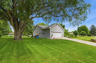 119 Mc Farlane Street NW, Alexandria, MN 56308 - Photo 4