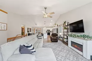 119 Mc Farlane Street NW, Alexandria, MN 56308 - Photo 10