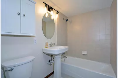6448 Glenwood Avenue, Golden Valley, MN 55427 - Photo 10