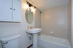 6448 Glenwood Ave, Golden Valley, MN 55427 - Photo 10