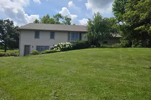 1917 190th St, New Richmond, WI 54017 - Photo 4