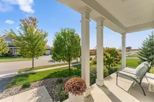 3927 Founders Path, Chaska, MN 55318 - Photo 4