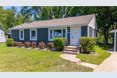 6332 Oak Knoll Plaza, Woodbury, MN 55125 - Photo 2