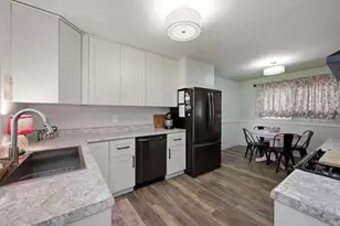 211 Kelser St, Welcome, MN 56181 - Photo 12