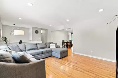 3224 Hillsboro Avenue N, New Hope, MN 55427 - Photo 2