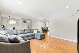 3224 Hillsboro Ave N, New Hope, MN 55427 - Photo 2