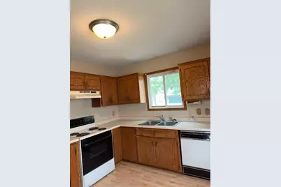 2635 Guthrie Avenue N, Oakdale, MN 55128 - Photo 2