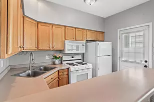 2917 Hemingway Dr, Chaska, MN 55318 - Photo 10