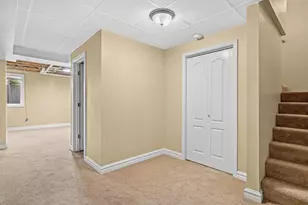 2917 Hemingway Dr, Chaska, MN 55318 - Photo 22