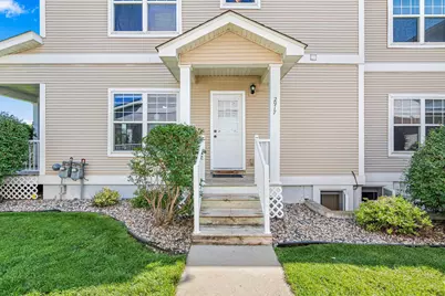 2917 Hemingway Drive, Chaska, MN 55318 - Photo 2