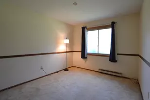 1585 Cohansey St, Saint Paul, MN 55117 - Photo 14