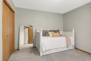 22346 Red Oak Dr, Rogers, MN 55374 - Photo 24