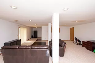 3488 Midland Ct, White Bear Lake, MN 55110 - Photo 8