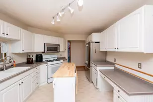 3488 Midland Ct, White Bear Lake, MN 55110 - Photo 2