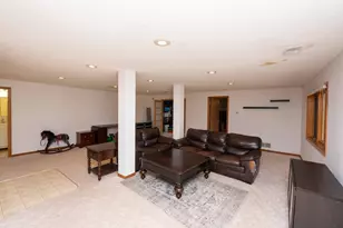 3488 Midland Ct, White Bear Lake, MN 55110 - Photo 6