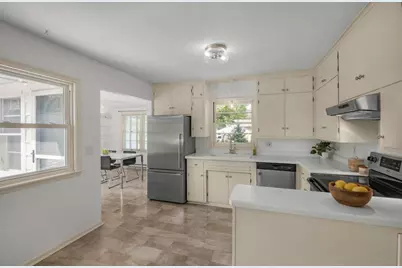 424 Tyler Avenue S, Edina, MN 55343 - Photo 6