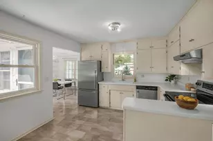 424 Tyler Ave S, Edina, MN 55343 - Photo 6